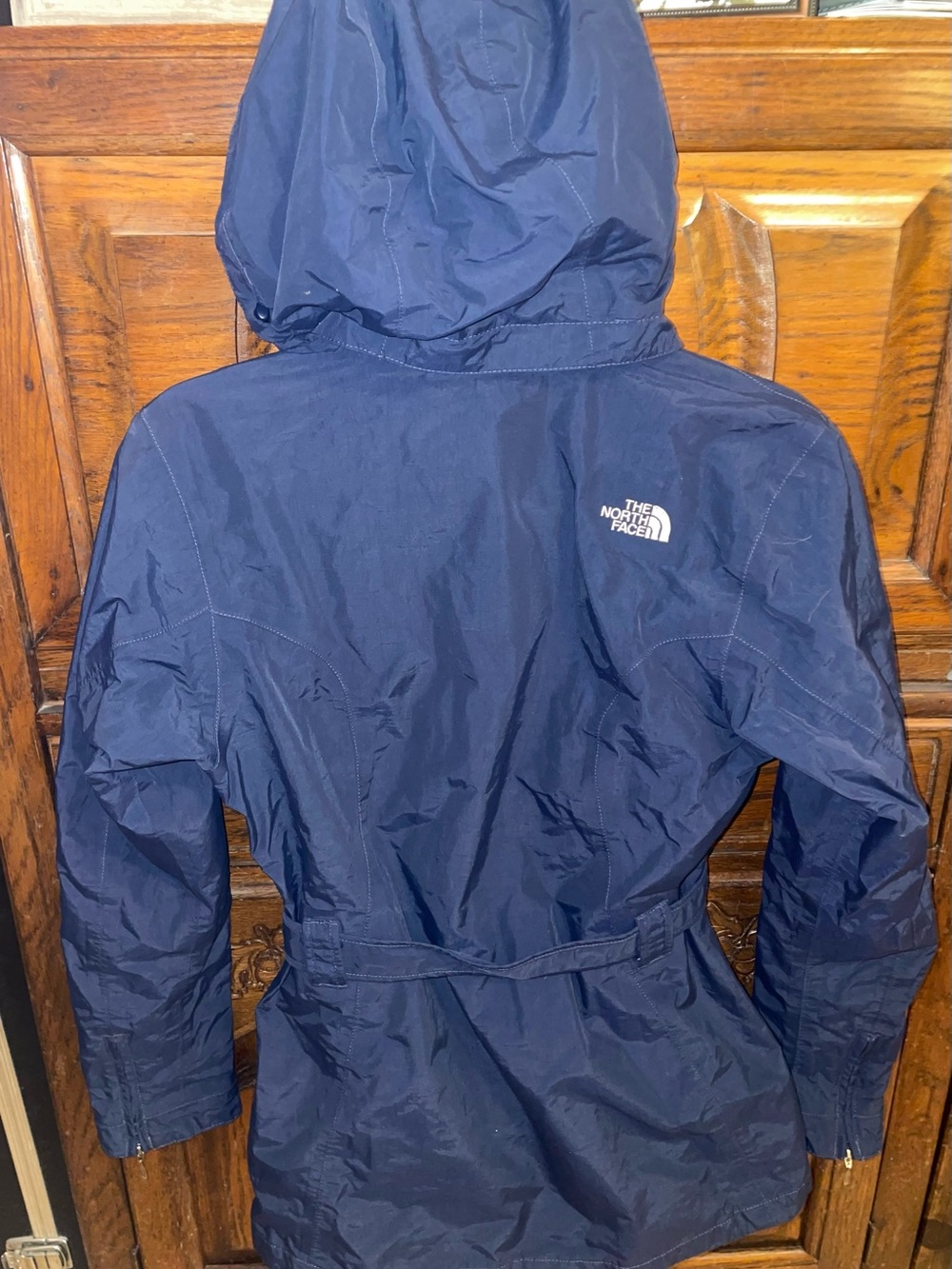 The North Face Womens Navy Lightweight Belted Packable Hooded Rain Jacket medium - Picture 4 of 14